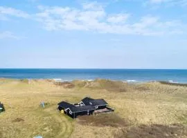 Beach Front Home In Hjørring With Sauna