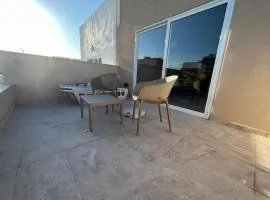 Sweet 1-bedroom penthouse in the heart of it all