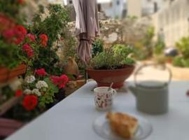 Room in Ain Karem - A Maltese Traditional Townhouse，位于莫斯塔的酒店