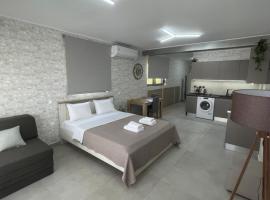 AVR Airport Deluxe Suites 6，位于马科普隆的酒店