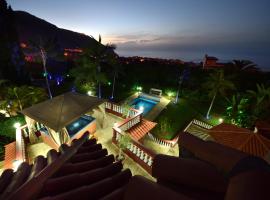San Benito Vivienda de lujo con piscina privada，位于洛斯雷亚莱霍斯的酒店