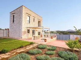 Magnificent Crete Villa | Villa Isla Bonita | Private Furnished Terrace & Grand Heated Pool | BBQ | 2 Bedroom | Mylopotamos