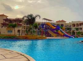 pharma beach resort x rent قرية الصيادلة بلطيم，位于Al Ḩammād的公寓