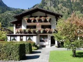 Chalet in Fusch near Ski Lift and Lake