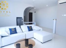 Royal Suites 2BR 22QX - Formosa Residence，位于Jodoh的公寓