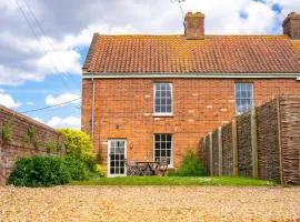 1 Dix Cottages