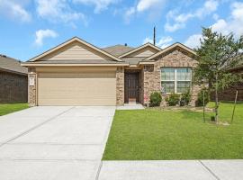 Newhouse/Grill/East houston/Channelview/Baytown/Sleeps 8，位于钱诺夫的酒店