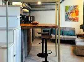 Casaluna, centre village, joli petit studio