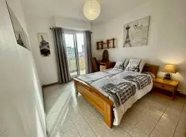 Chambre privée en colocation dans un appartement au centre de rillieux la pape