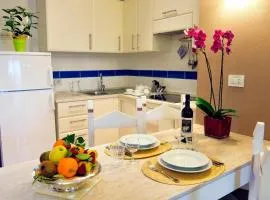 Tranquil Lantana Resort 2 Bedroom Apartments Sleeps 7 free wifi