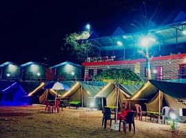 Sparkle Adventure Camps，位于Shivpuri的酒店
