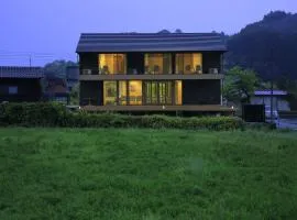 Akizukinoyado Tsuki No Hanare