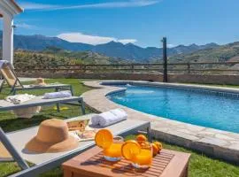 Finca La Diosa Salares by Ruralidays