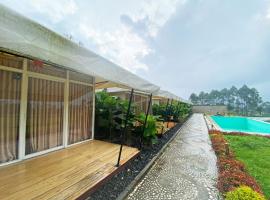 Buana Glamping，位于Nangerang的豪华帐篷营地