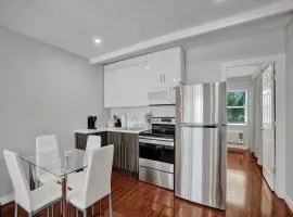 Coastal Charm 1BR Retreat near Pompano Beach