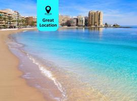 Blue Sea Unique Apartment in Torrevieja - Short walk to the beach，位于托雷维耶哈的公寓