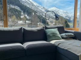 *TOP* moderne Wohnung im Herzen von Andermatt，位于安德马特的酒店