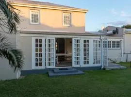 Langebaan 4 Bedroom Holiday Home