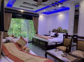 Areesh Hotel & Restaurant，位于Lower Topa的酒店