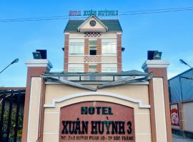 XUÂN HUỲNH 3 Hotel，位于朔庄的酒店