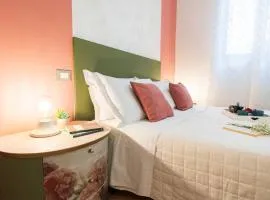 Del Moro Home Pesaro Centro Mare by Yohome