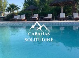 Complejo Solitudine，位于且乌塔的酒店