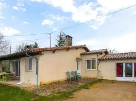 Nice Home In Bourdeaux With Kitchen