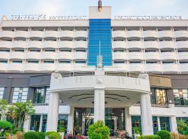 Sunlake Waterfront Resort & Convention，位于雅加达的酒店