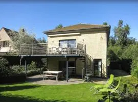 Spacious villa located on the dunes