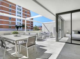 Apollo Short Walk To Beach Accom Holidays，位于特里格尔的酒店
