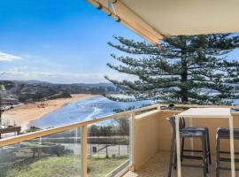 12 At Terrigal Ocean Views, Wifi Accom Holidays，位于特里格尔的别墅