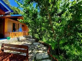 Hipostel Cottages - Laida