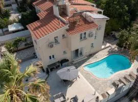 LightHouse Pool Villa