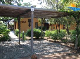Bushvilla Umoja Kruger，位于帕拉博鲁瓦的度假屋