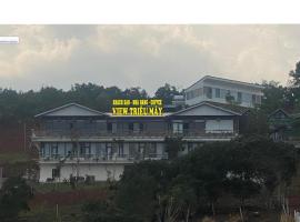 Khu nghỉ dưỡng View Triệu Mây，位于Teurnoum的酒店