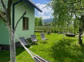 Dudkowe Domki w Beskidach- Relaks z Balią i Apiterapią