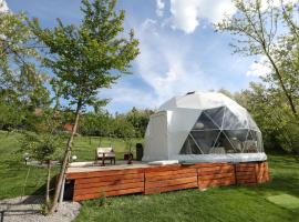 Glamping Beograd，位于Vranić的豪华帐篷