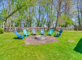 White Lake Vacation Rental about 5 Mi to Skiing!