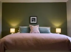 The Beeches - Chatsworth Apartment No 3 - Sleeps 2