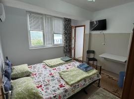 Apartment sunny morning，位于桑丹斯基的自助式住宿