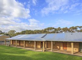 库拉布汽车旅馆，位于丹马克的酒店