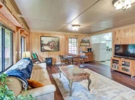 8 Mi to Yosemite National Park Cabin with Fire Pit