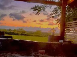 Thornfield Farm Luxury Glamping Pods, The Dark Hedges, Ballycastle