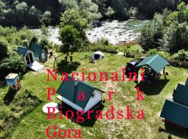 Private accommodation Kalezić，位于莫伊科瓦茨Biogradska Gora National Park附近的酒店