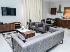 ZURI Town Homes，位于科洛里的酒店