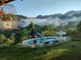 CHÁCARA DOMINGOS MARTINS - SANTO GRAAL - Montanhas, Corredeiras, Piscina, Natureza e Paz