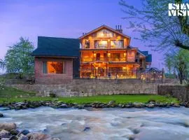 StayVista at Swiss Chalet - Tangmarg with Gazebo & Lawn