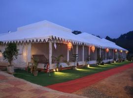 Shivadya Camps MAHAKUMBH Mela，位于阿拉哈巴德的豪华帐篷营地