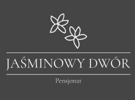 Jaśminowy Dwór Pensjonat，位于波兰尼卡-兹德鲁伊的酒店