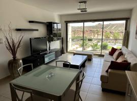 Elegant 1 Bedroom Oasis Marina，位于荷兹利亚的酒店